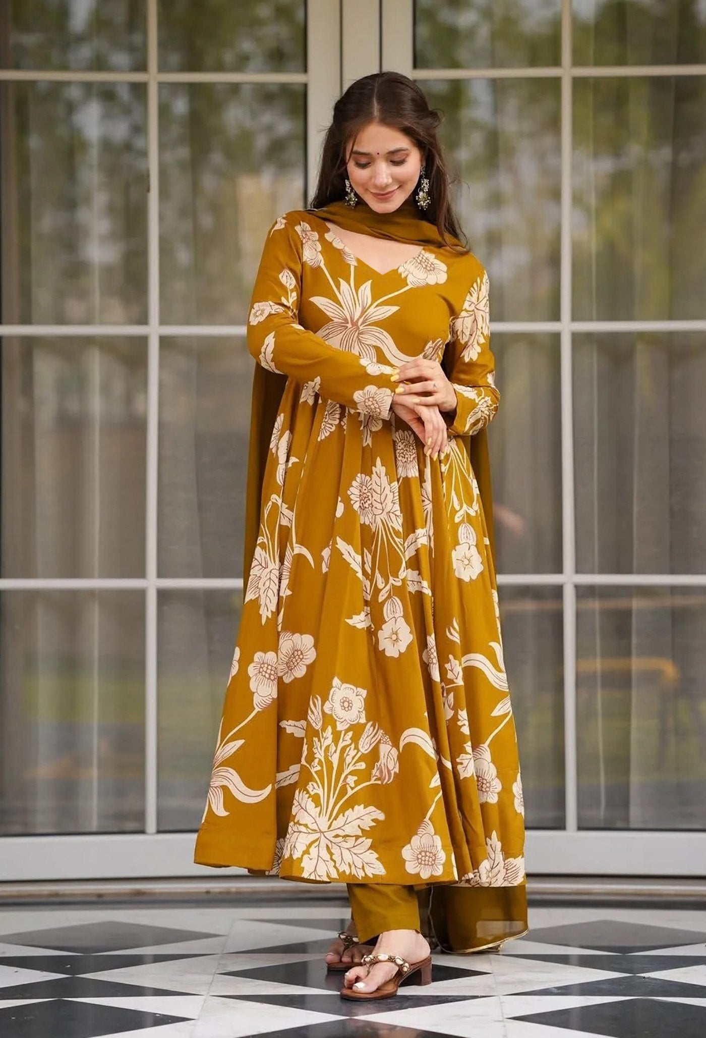 Women’s Anarkali Pent Dupatta Set