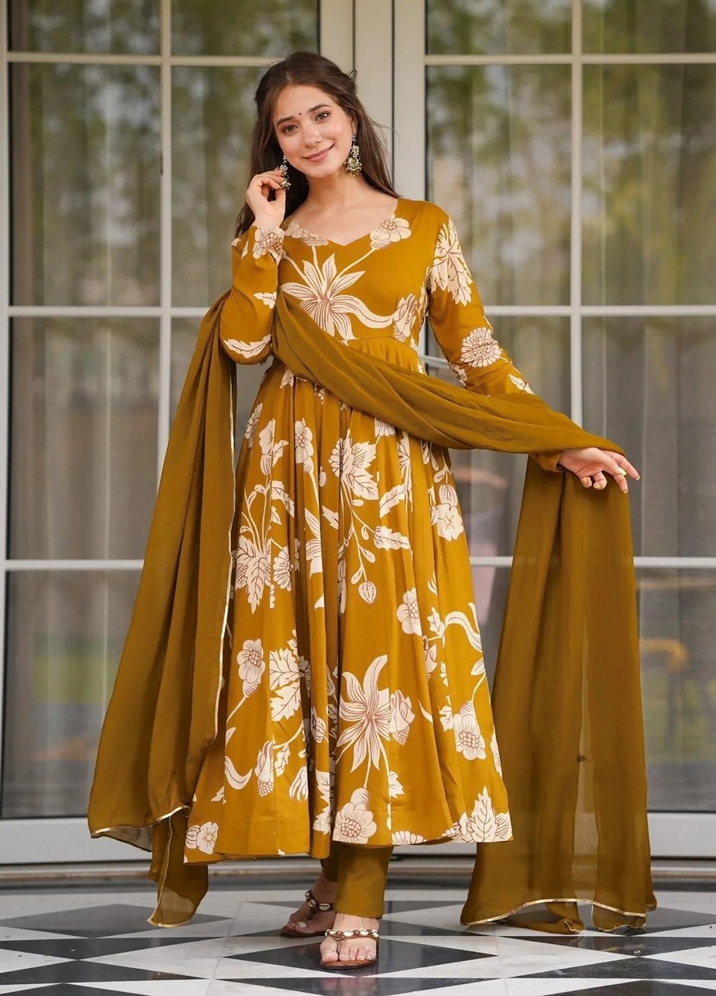 Women’s Anarkali Pent Dupatta Set